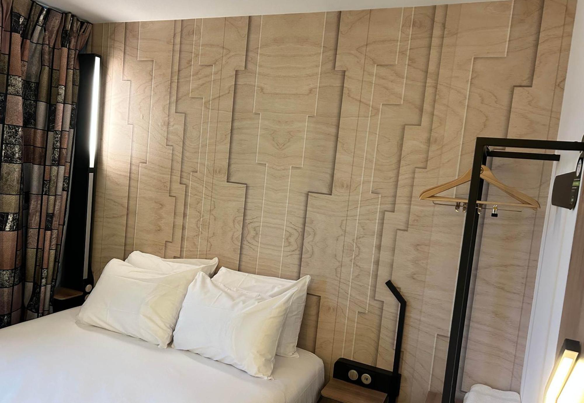 B&B Hotel Cergy Saint-Christophe Gare ภายนอก รูปภาพ
