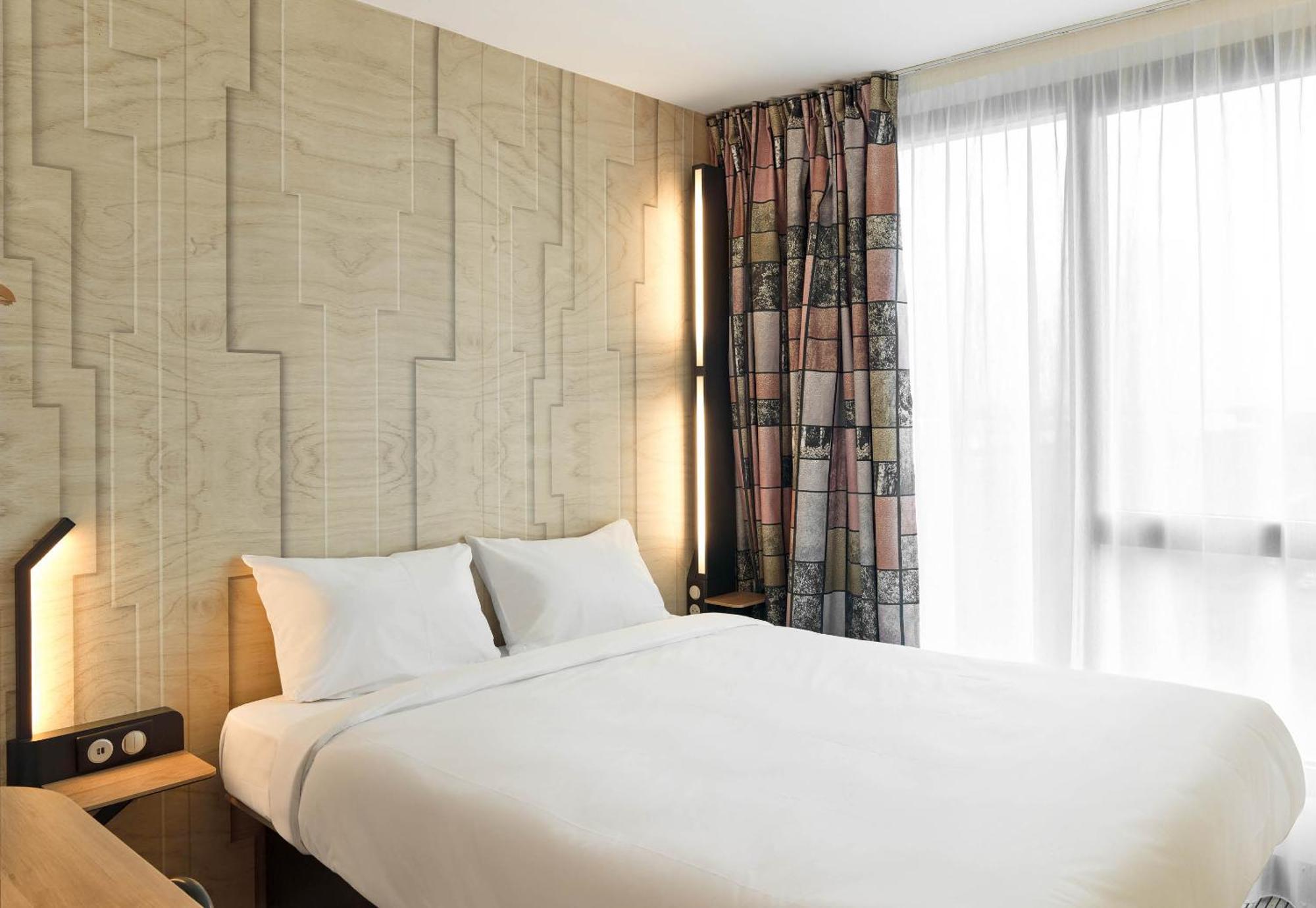 B&B Hotel Cergy Saint-Christophe Gare ภายนอก รูปภาพ